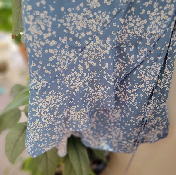 Romwe Fit & Flare Frilled Wrap Dress - Picture 5 of 5